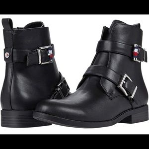 Tommy Hilfiger Baylee Buckle